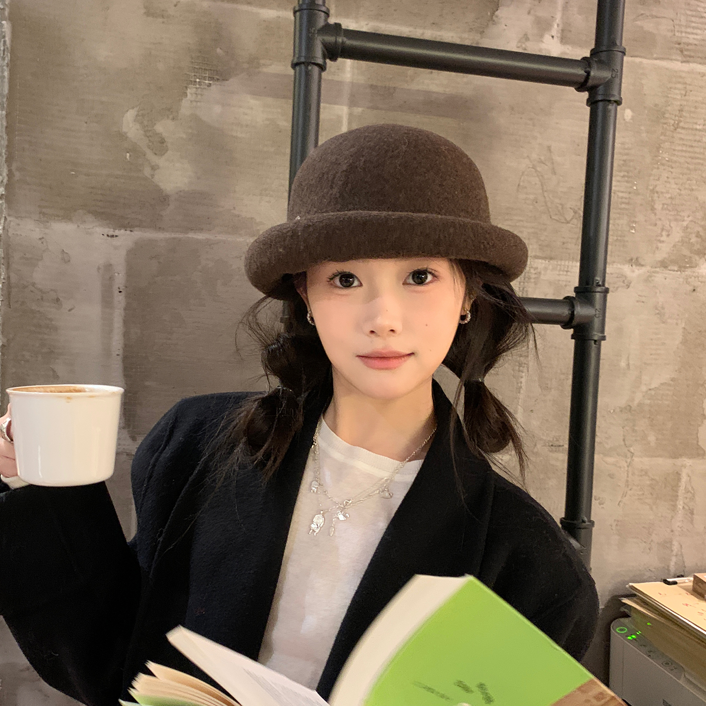 日系文艺复古咖色羊毛小礼帽盆帽