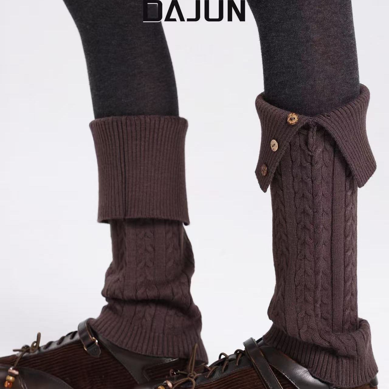 DAJUN大俊 麻花翻领纽扣堆堆袜套