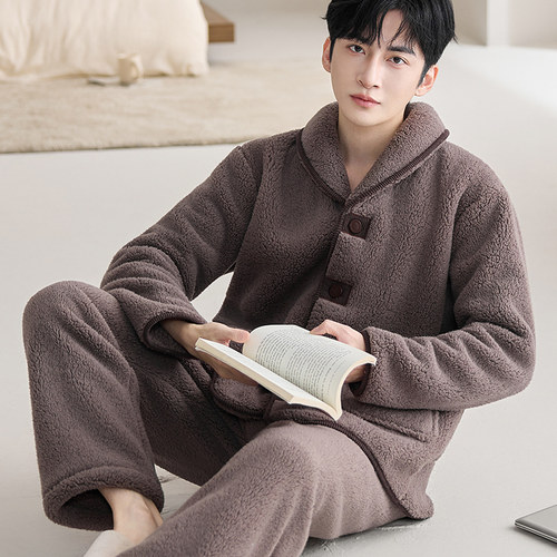 家居服珊瑚绒保暖睡衣套装