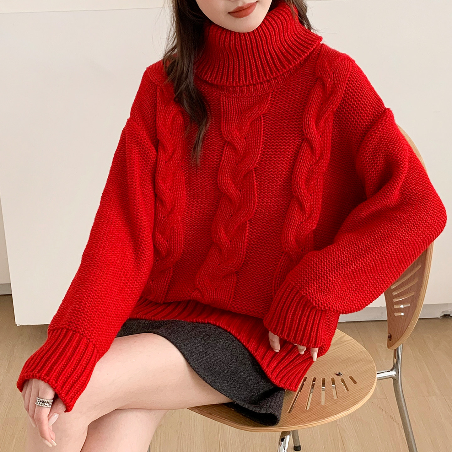 红色麻花高领毛衣女套头针织打底