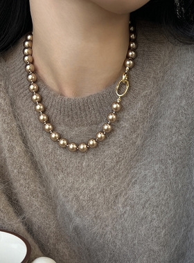 初雪秋冬美拉德摩卡金棕咖色珍珠法式项链高级感轻奢毛衣链气质