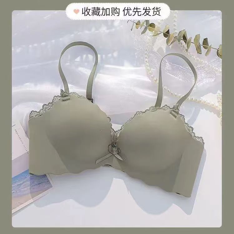 新款内衣女小胸一片式无痕聚拢无钢圈性感蕾丝花边少女胸罩加厚款