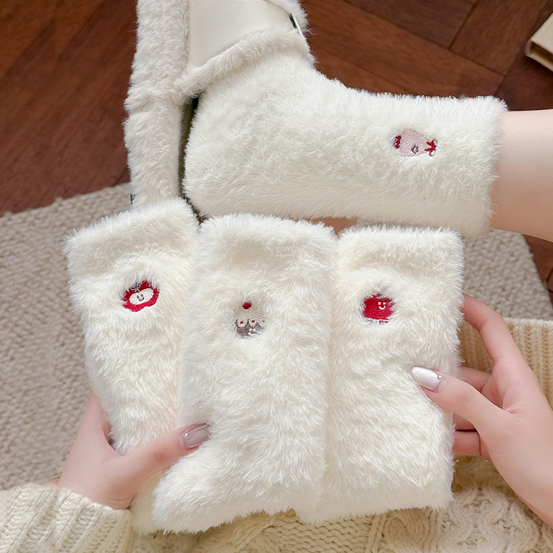 卡通可爱女生冬季睡觉地板袜