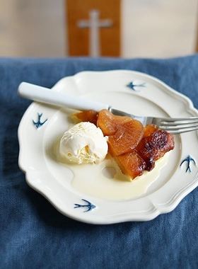 〈青森食堂〉日本studio m'浮雕燕子杯冰淇淋碗钵陶瓷椭圆碟餐盘