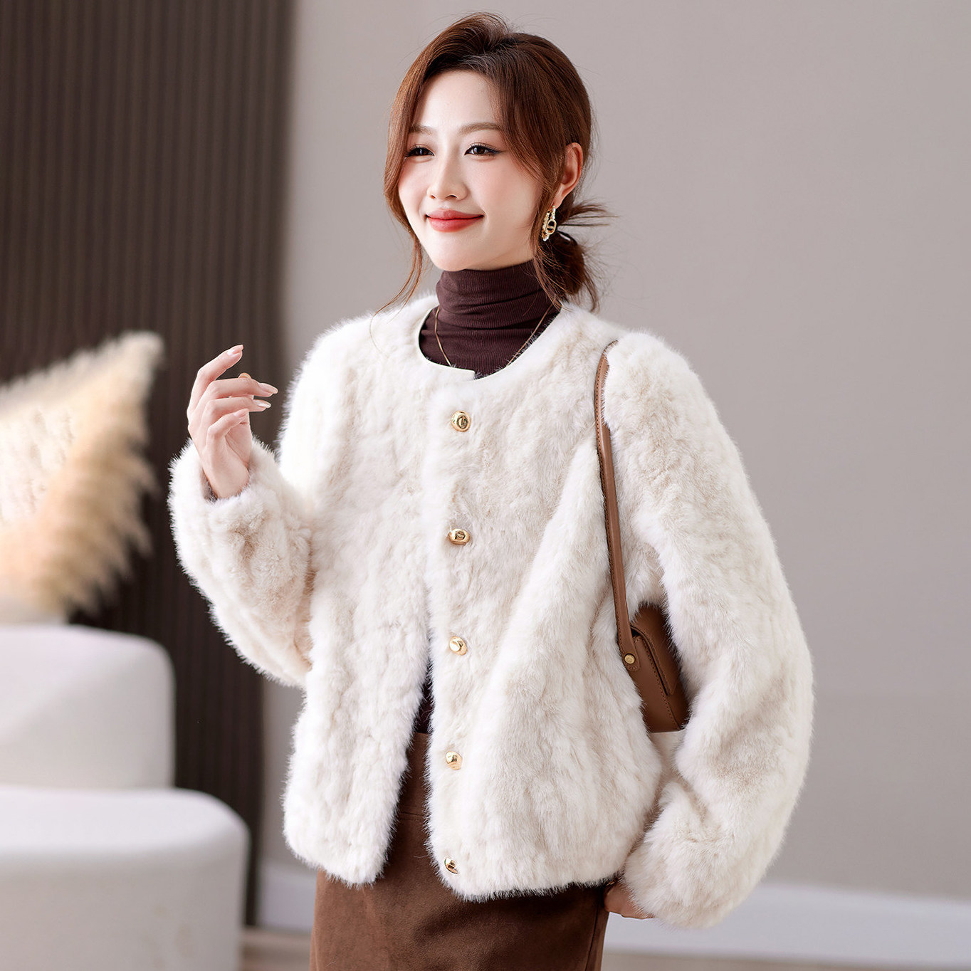 KEAISHI香港轻奢女装2026春季新款时尚妈妈减龄皮草高端奢华外套