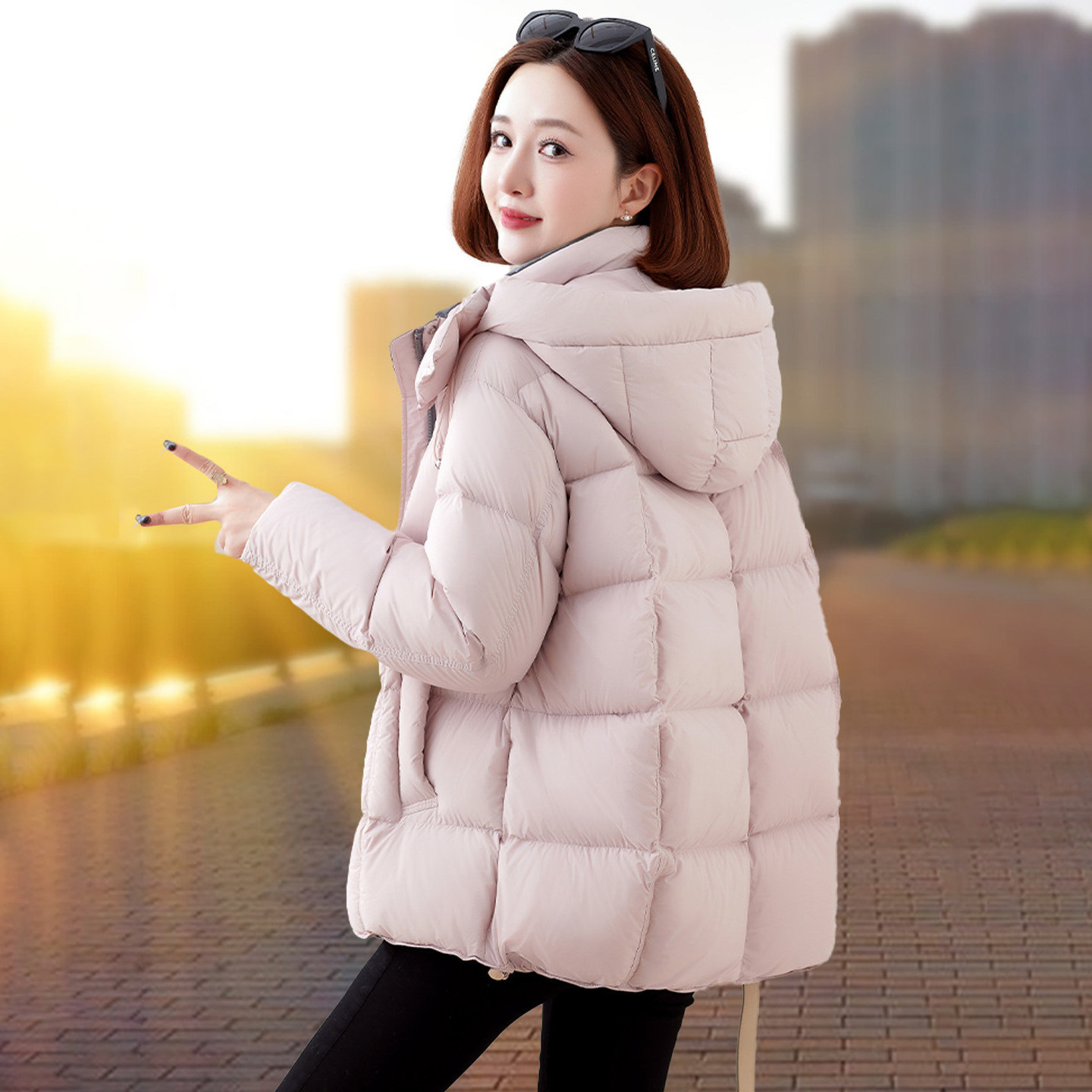 KEAISHI香港轻奢2026冬季时尚洋气小个子妈妈羽绒服高端品牌外套
