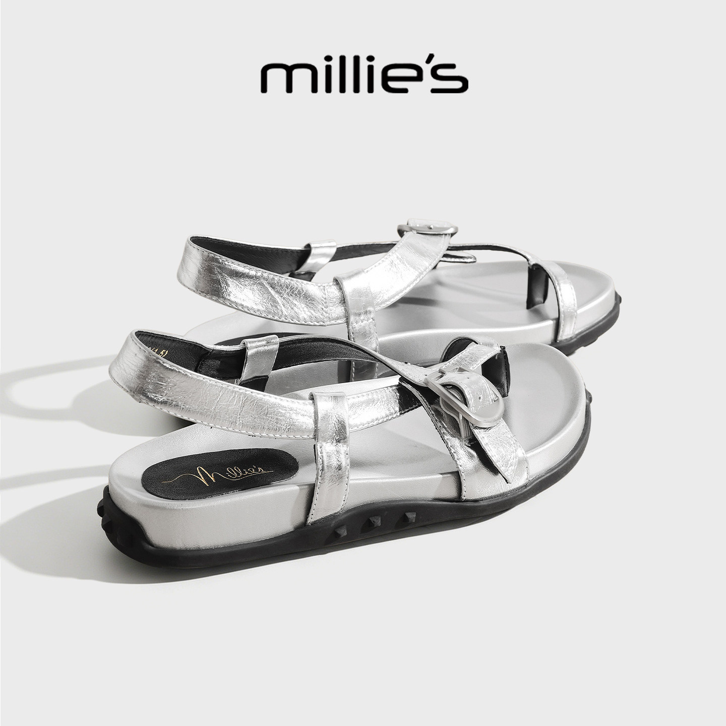 MILLIE'S/妙丽银色平底罗马凉鞋女夏季新款金属扣沙滩鞋露趾凉鞋