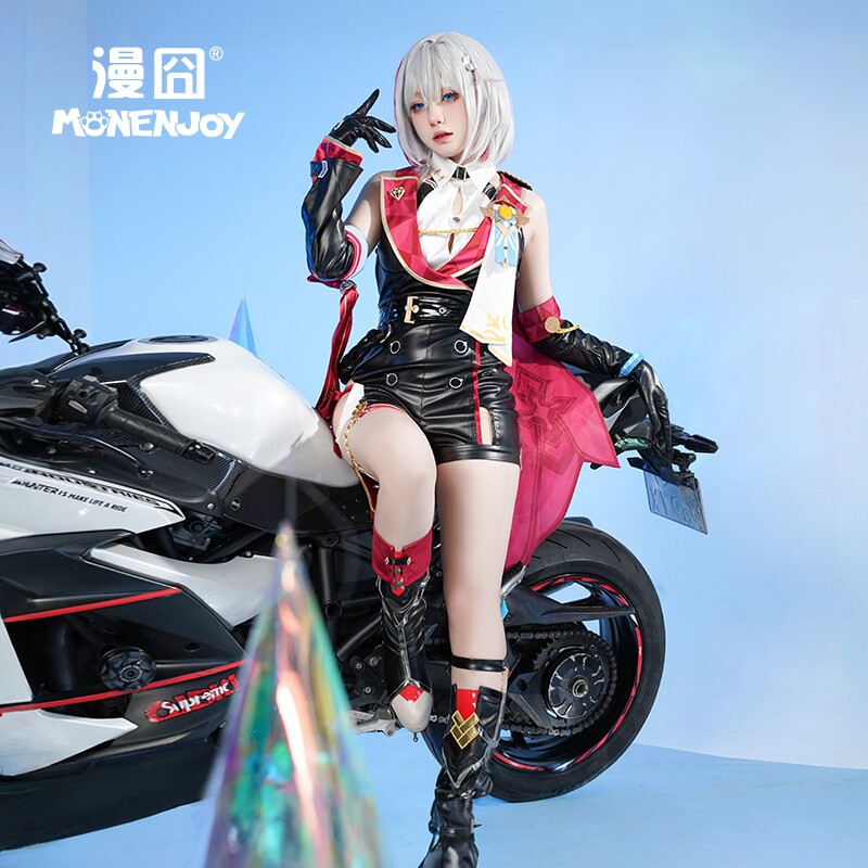 漫囧托帕崩坏星穹铁道cos女装