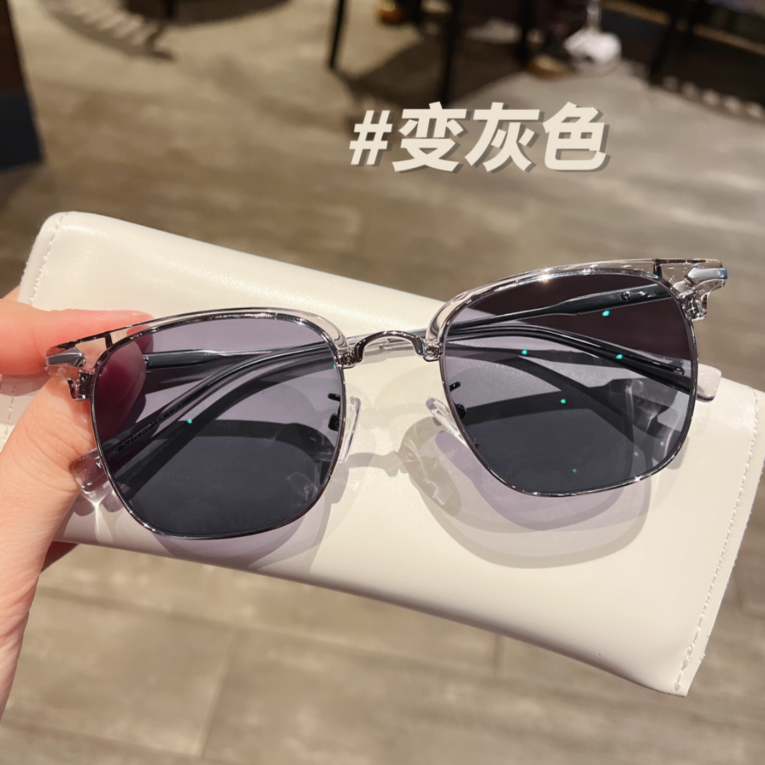 痞帅时尚男女开车可做防雾变色防蓝光抗疲劳半框近视眼镜超轻大框
