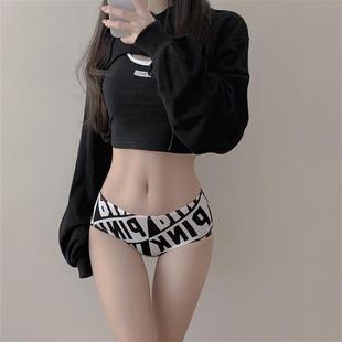 2条 蜜桃臀欧美风内裤 女士夏薄款 低腰无痕透气包臀简约字母三角裤