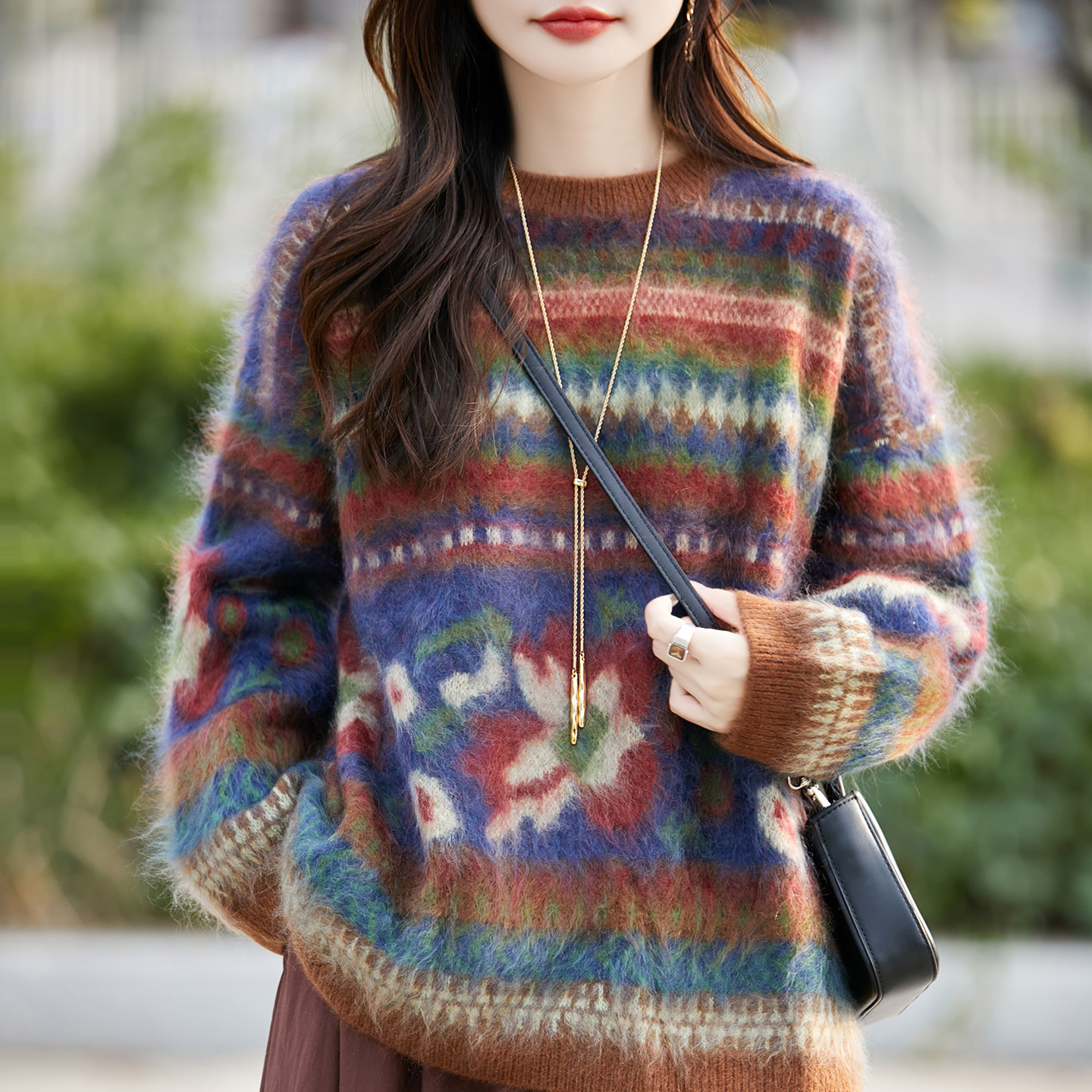 氛围感拉绒羊绒衫圆领针