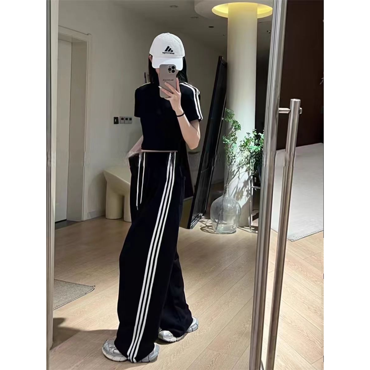 运动套装女夏季新款宽松时尚慵懒风洋气减龄短袖阔腿裤休闲两件套