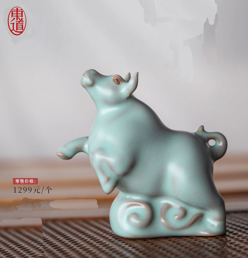 新款东道汝窑生肖系列功夫茶具开片创意摆件茶道配件牛转乾坤茶宠