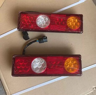 适配东风小霸王V卡T3W08W15W17W18后尾灯总成微卡LED左右后尾灯罩