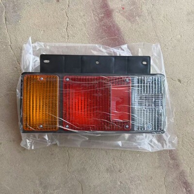 适配五十铃庆铃消防FVR FTR FVZ后尾灯总成 防追尾雾灯刹车倒车灯