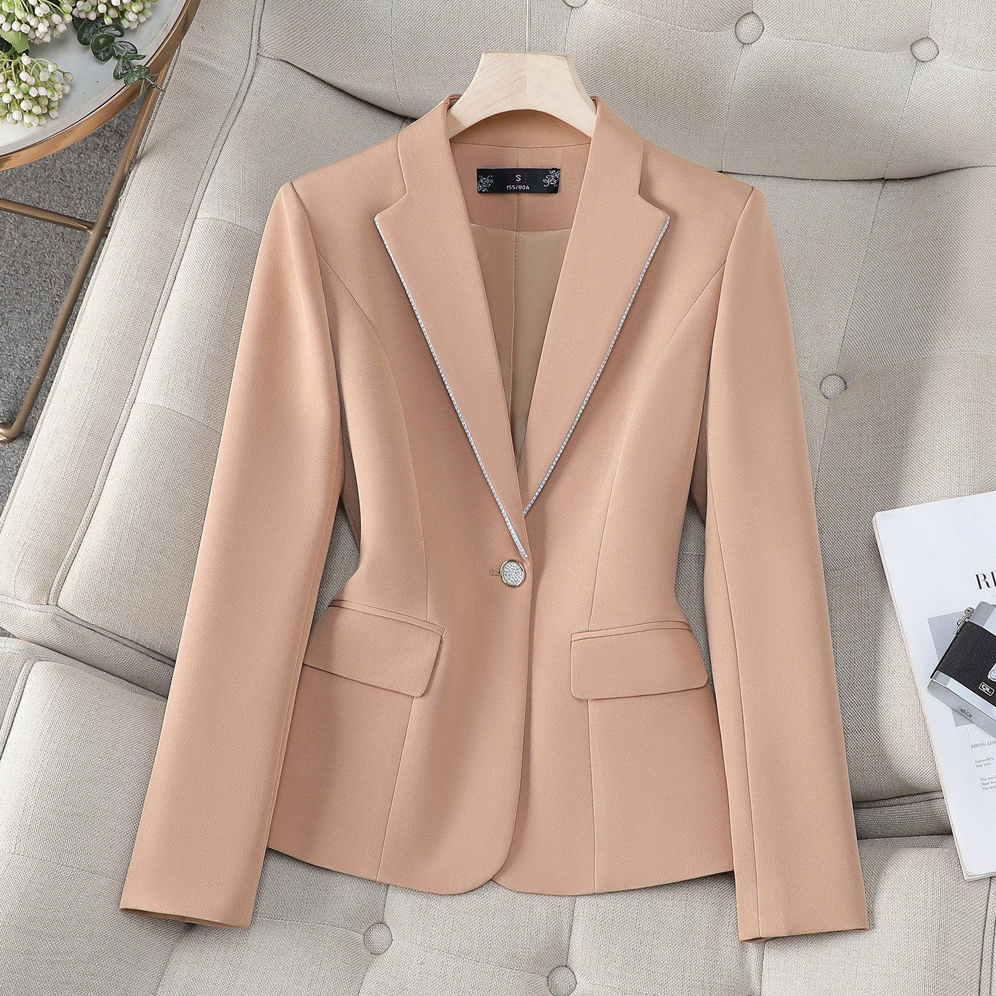 休闲时尚百搭卡其色小西装外套女秋季新款高级感修身通勤气质西服