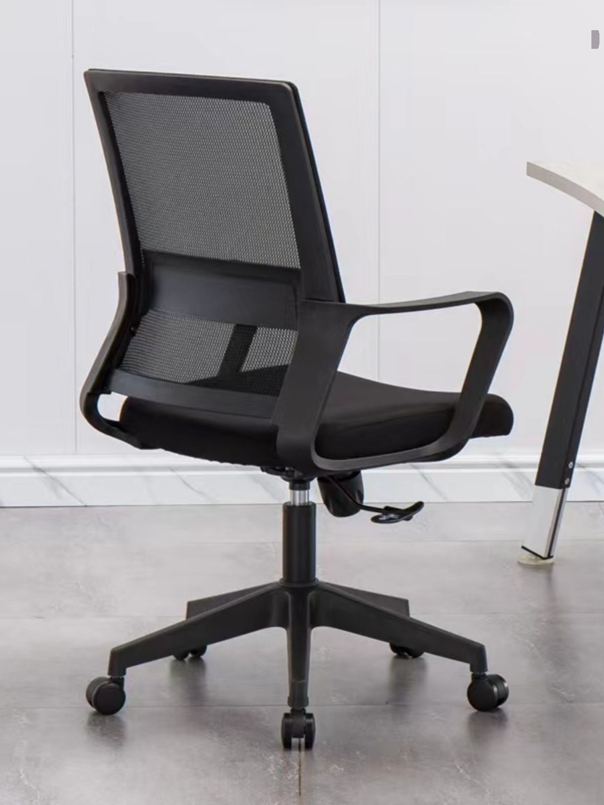 家用简约升降网布座椅凳子办公室舒适电脑椅职员办公椅旋转职员椅