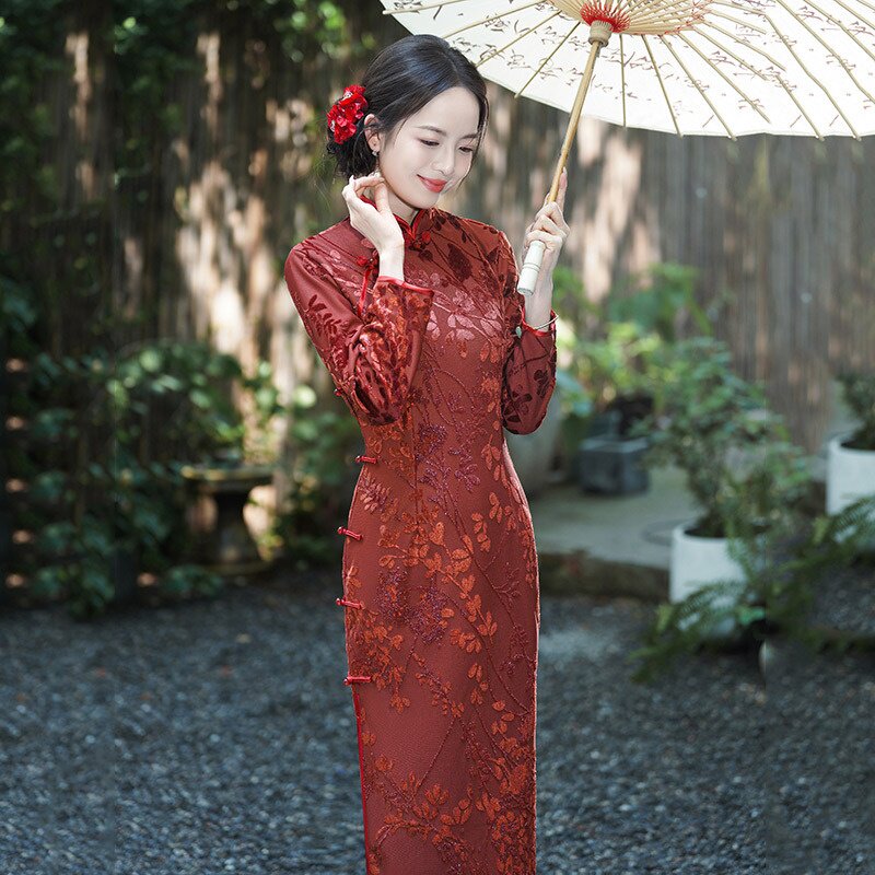 2026新款红色植绒国风新中式长款长袖改良旗袍轻款女复古秋冬季高