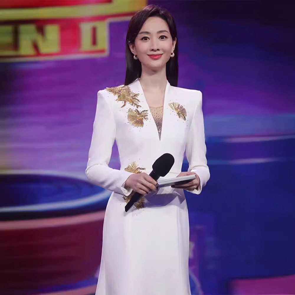 2026新款白色晚礼服女高级感宴会气质轻奢高端小众鱼尾礼裙主持人