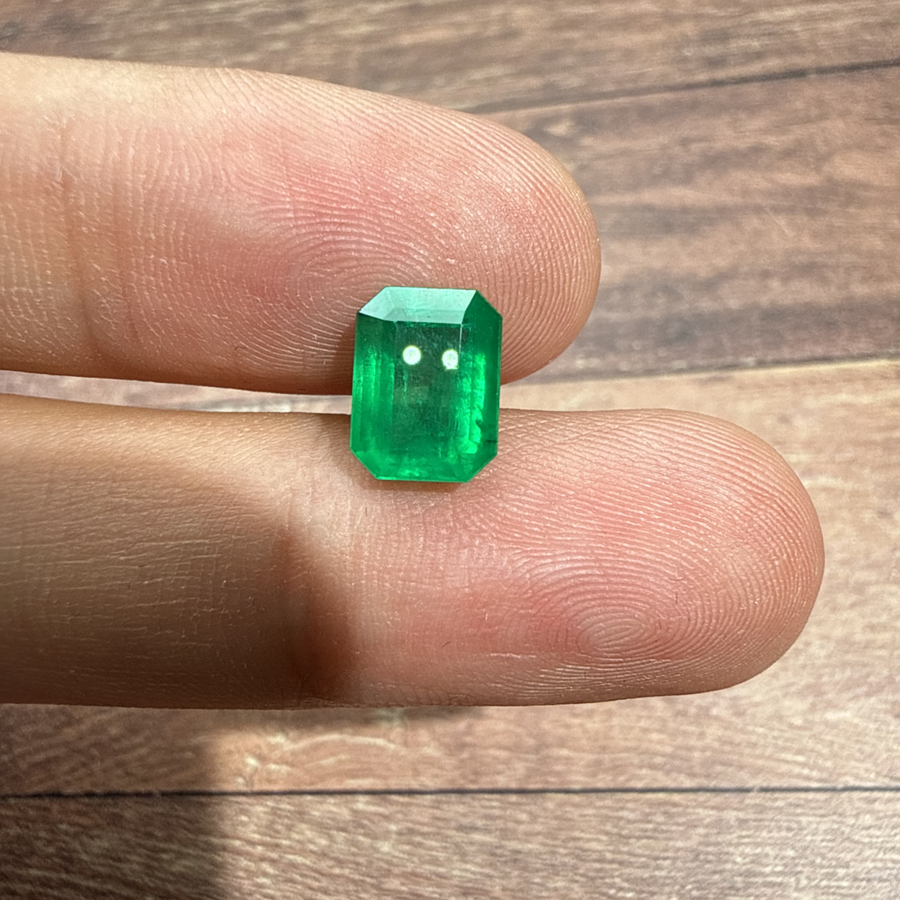天然祖母绿裸石2.605ct7*9木佐色可定制k金镶嵌戒指吊坠耳钉手链