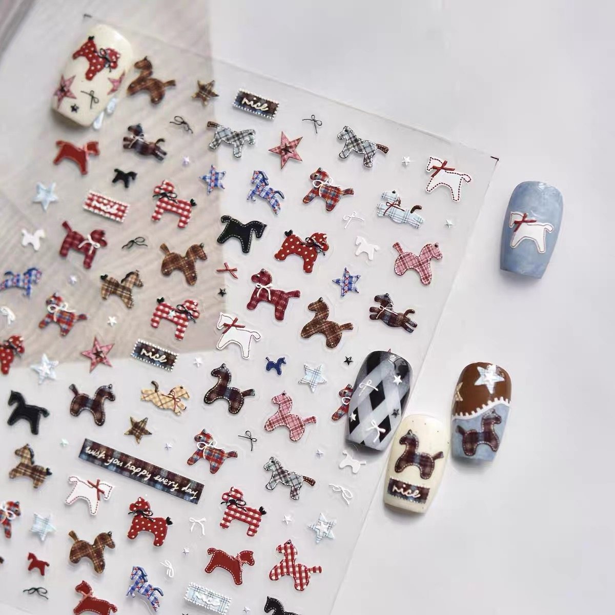 可爱布纹小马美甲贴纸浮雕立体新年喜庆小马背胶防水指甲贴装饰品