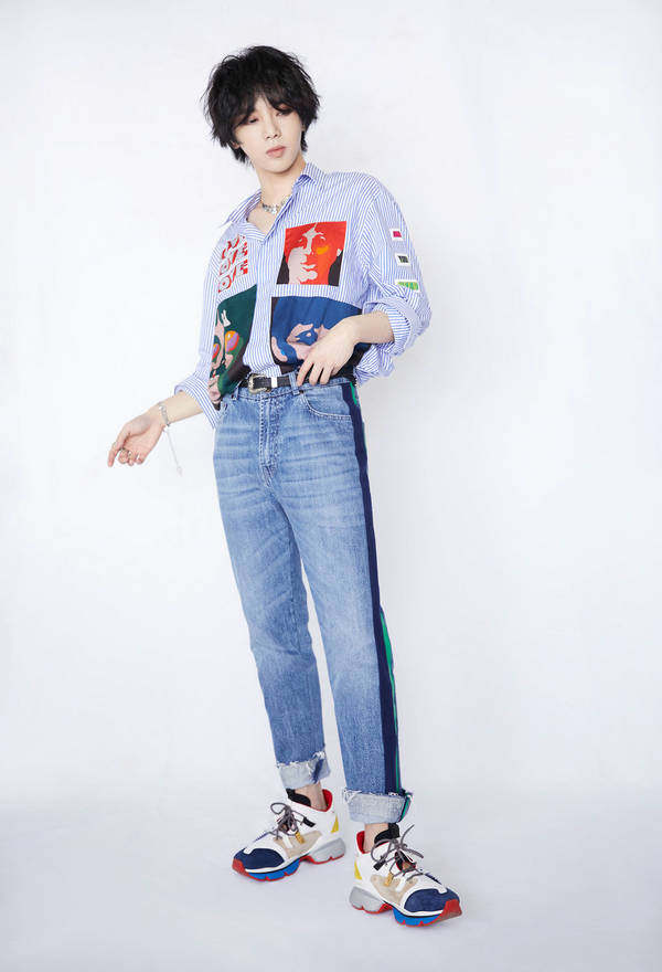 华晨宇同款牛仔裤男秋季2021年新款复古撞色直筒修身显瘦水洗裤子