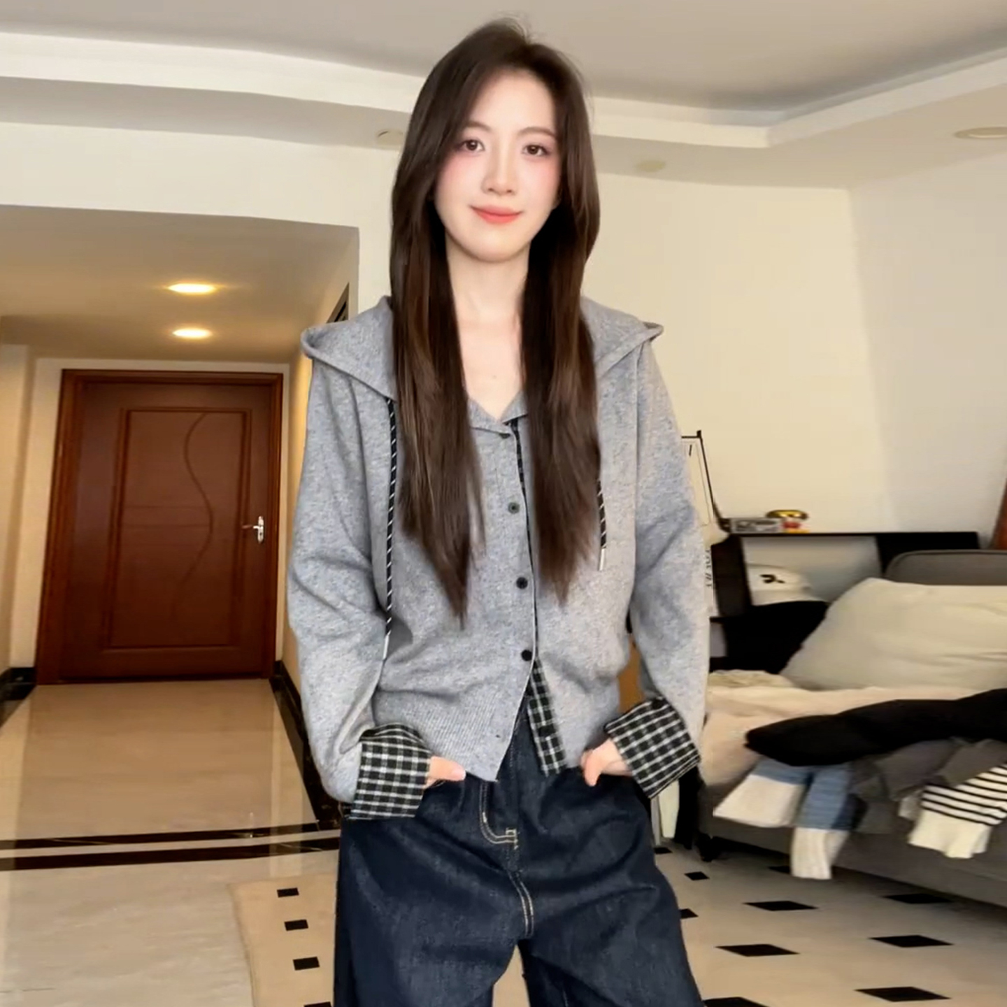 2025新款韩系假两件灰色连帽卫衣外套女秋冬季针织衫毛衣爆款上衣