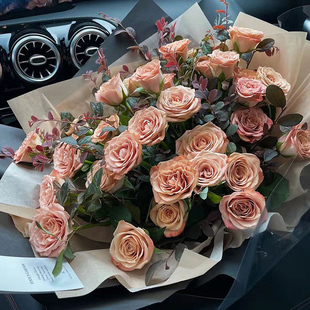 卡布奇诺玫瑰花复古风送闺蜜女朋友生日上海同城鲜花花束速递配送