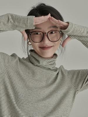 高领条纹针织保暖打底衫上衣女