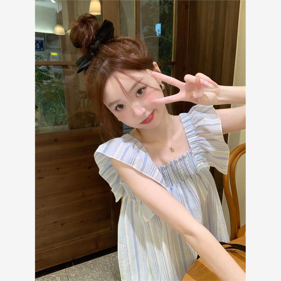 夏日甜美条纹方领小飞袖衬衫女2024年新款宽松设计感夏季蓝色上衣