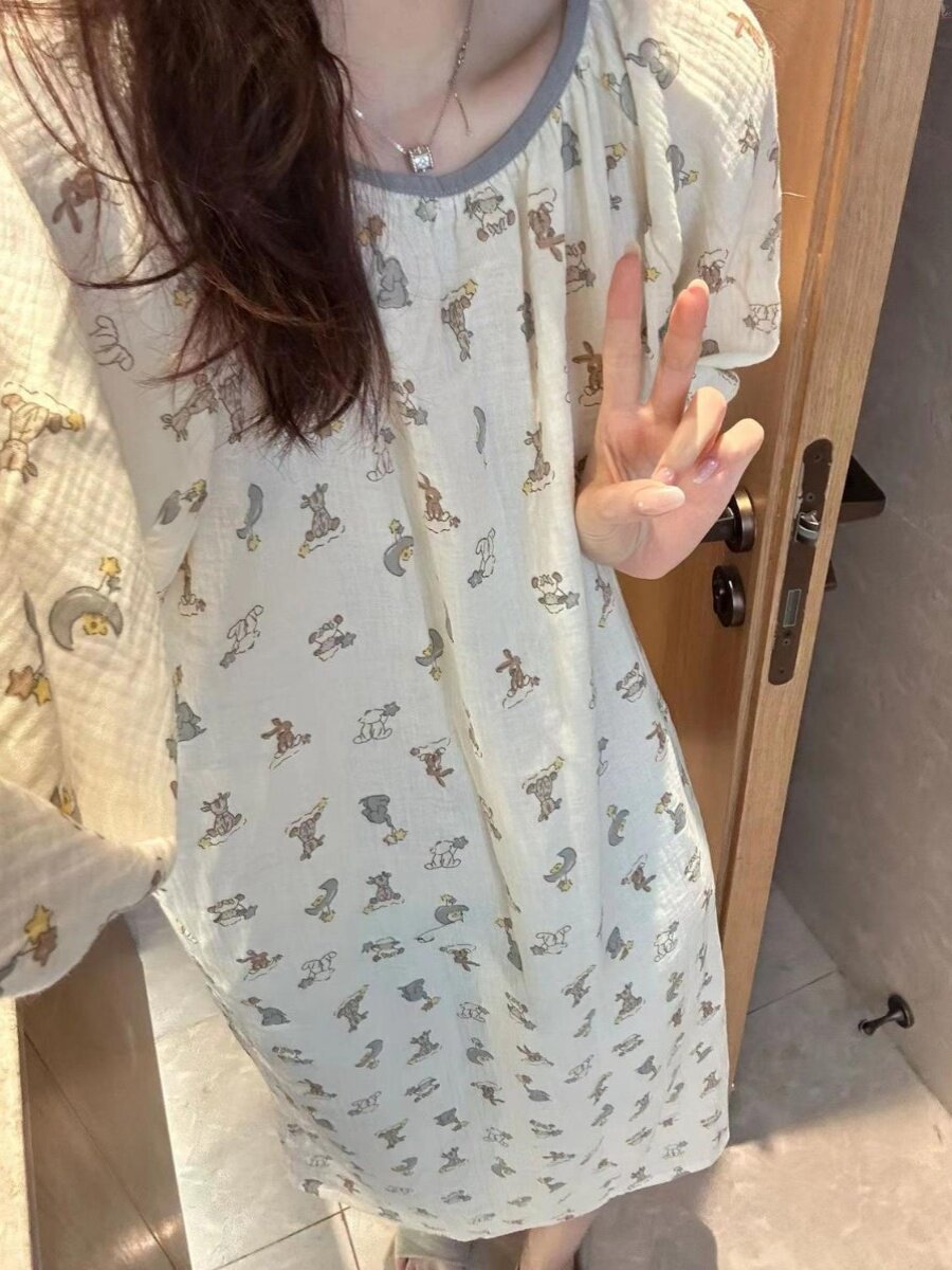 여성 잠옷 봄과 여름 새로운 스타일의 하이 엔드 스위트 홈 의류 인터넷 연예인 잠옷 소녀 귀여운 토끼 프린트 핫 스타일 잠옷