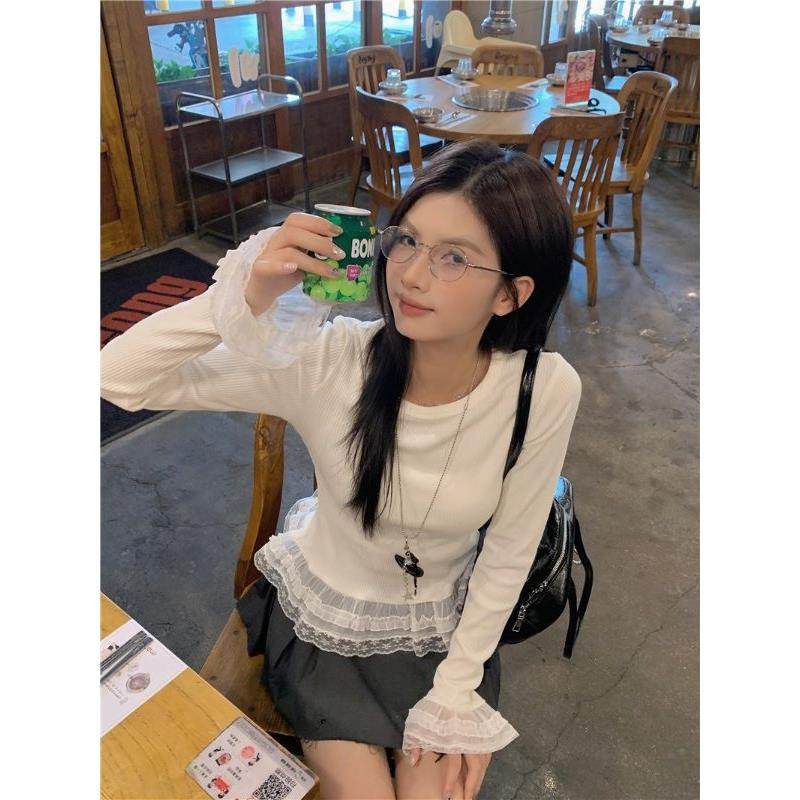气质蕾丝边拼接喇叭袖T恤女秋季2025新款短款修身氛围感圆领上衣,女装/女士精品,T恤,淘宝优惠券,粉丝福利购,淘宝优惠卷