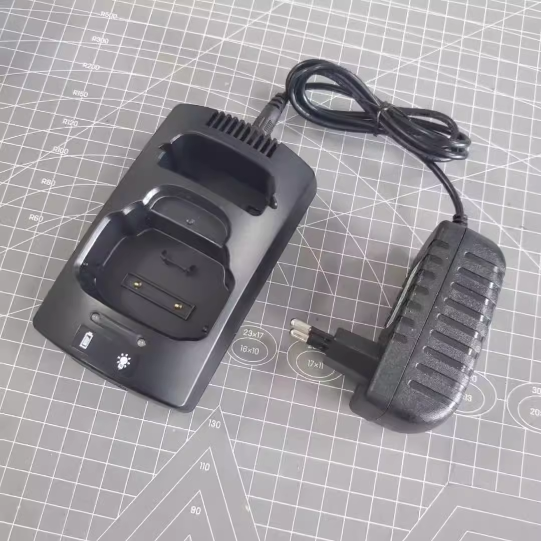 赛普乐STP8000/STP8038/STP9000/SC20/东信D8035对讲机电池充电器
