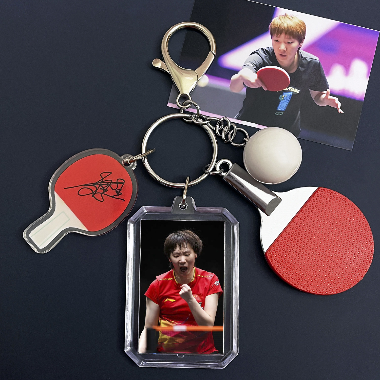 王曼昱乒乓球拍双面签名挂件