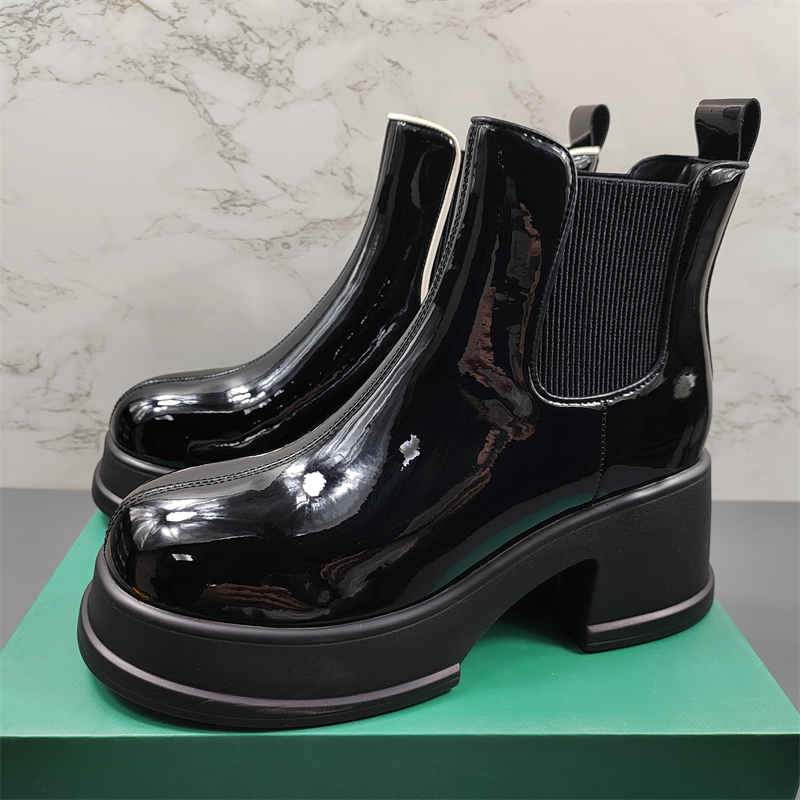 切尔西靴女英伦粗跟烟筒靴