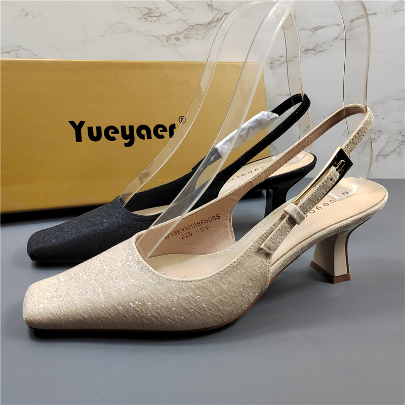 月芽儿正品法式方头中跟后空单鞋