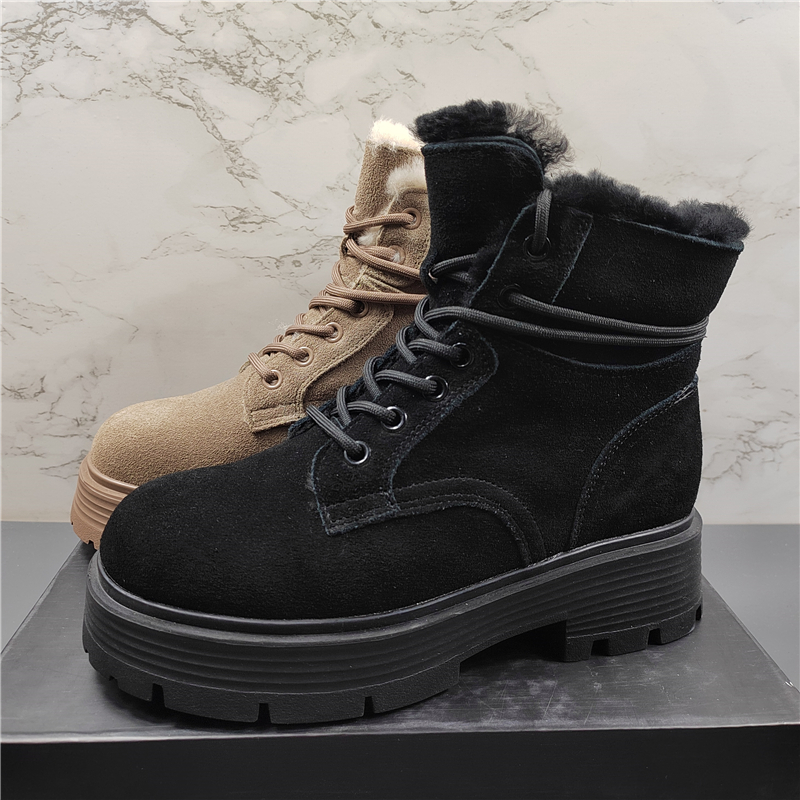 专柜正品真皮厚底加绒短筒马丁靴