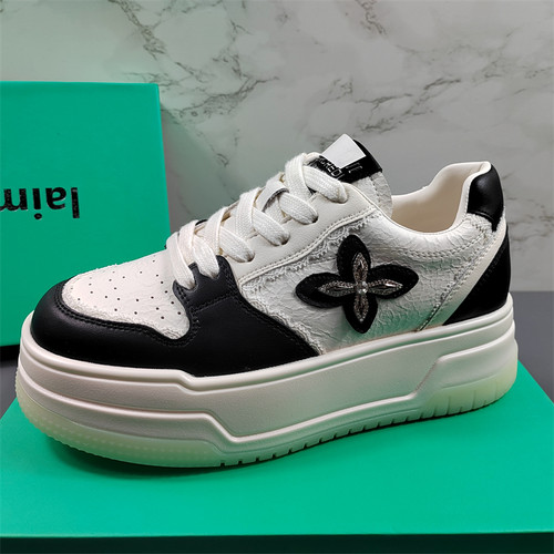 厚底小白鞋女小个子增高