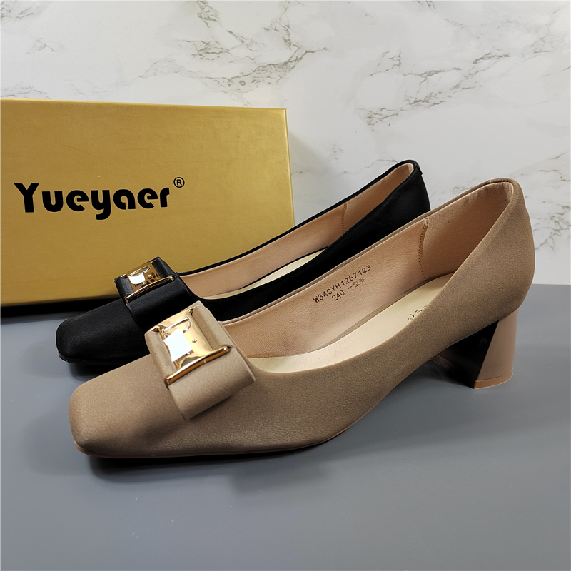 月芽儿方头浅口粗跟通勤OL单鞋女