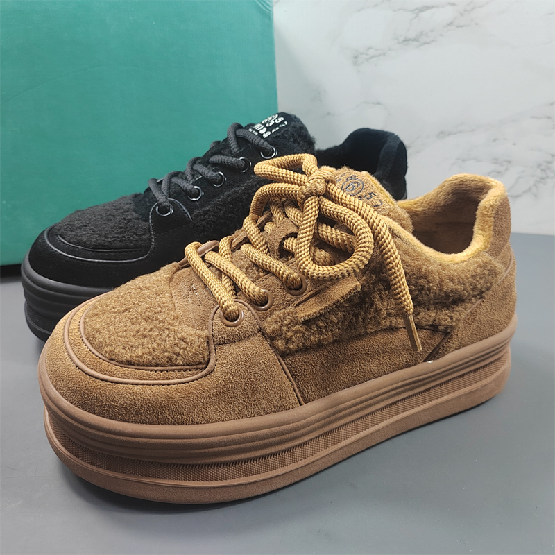 欧货磨砂真皮女鞋休闲板鞋