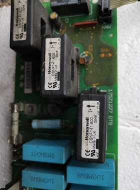 丹佛斯VLT5000变频器175Z1227DT9 CSNS141-600电流检测板