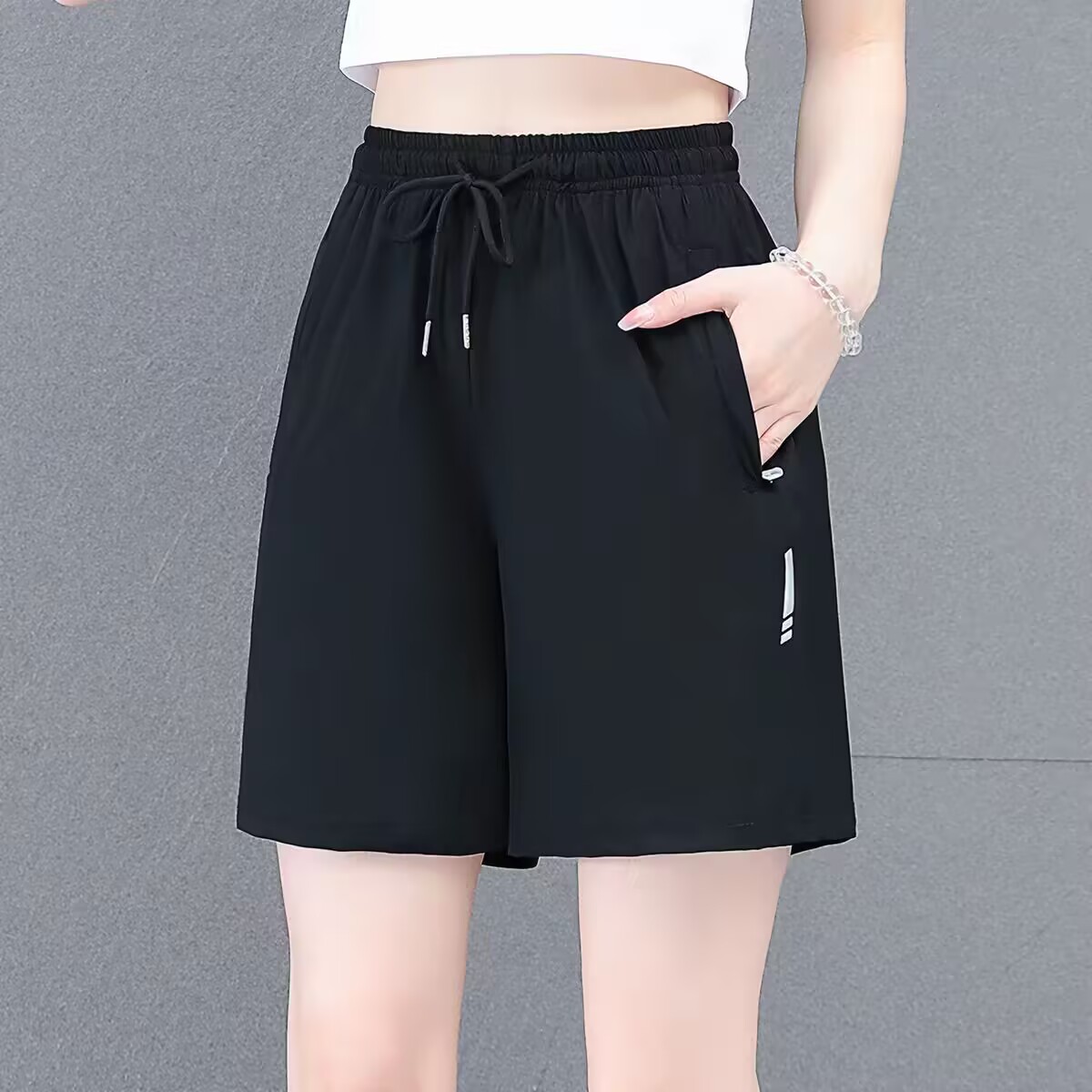 【官方品牌】气质百搭冰丝运动短裤女夏季2026新款高腰显瘦休闲裤