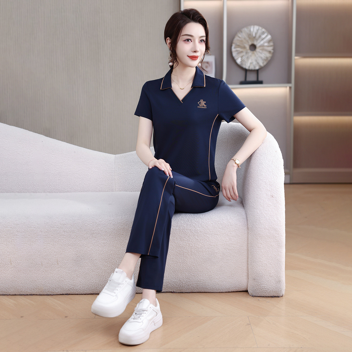 【官方正品】时尚百搭休闲短袖套装女2026夏季新款户外运动两件套