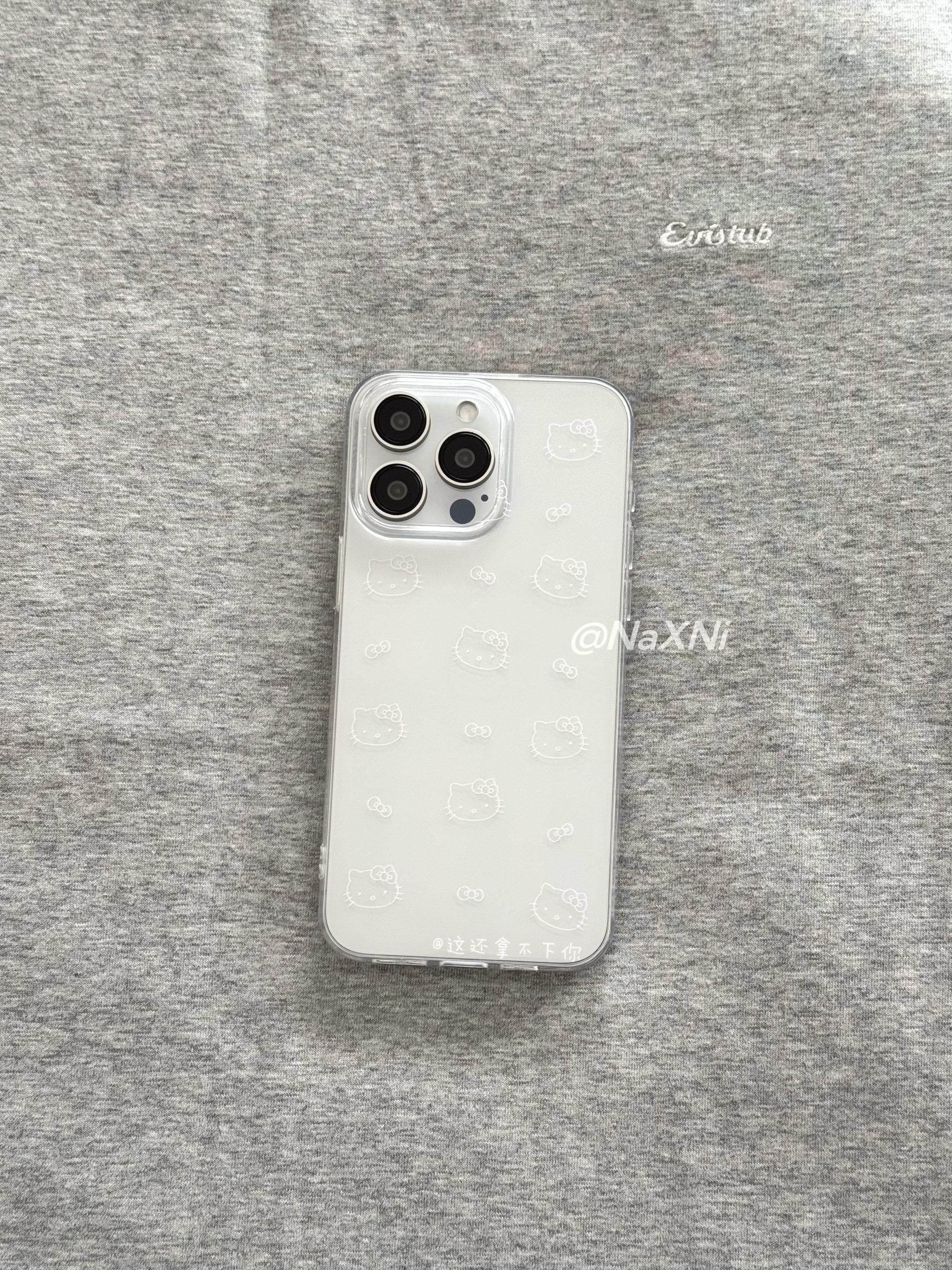 满屏粉色线头kitty适用于iphone17ProMax手机壳新款苹果16pro可爱大孔凯蒂猫全包保护套15透明磨砂12硅胶软壳