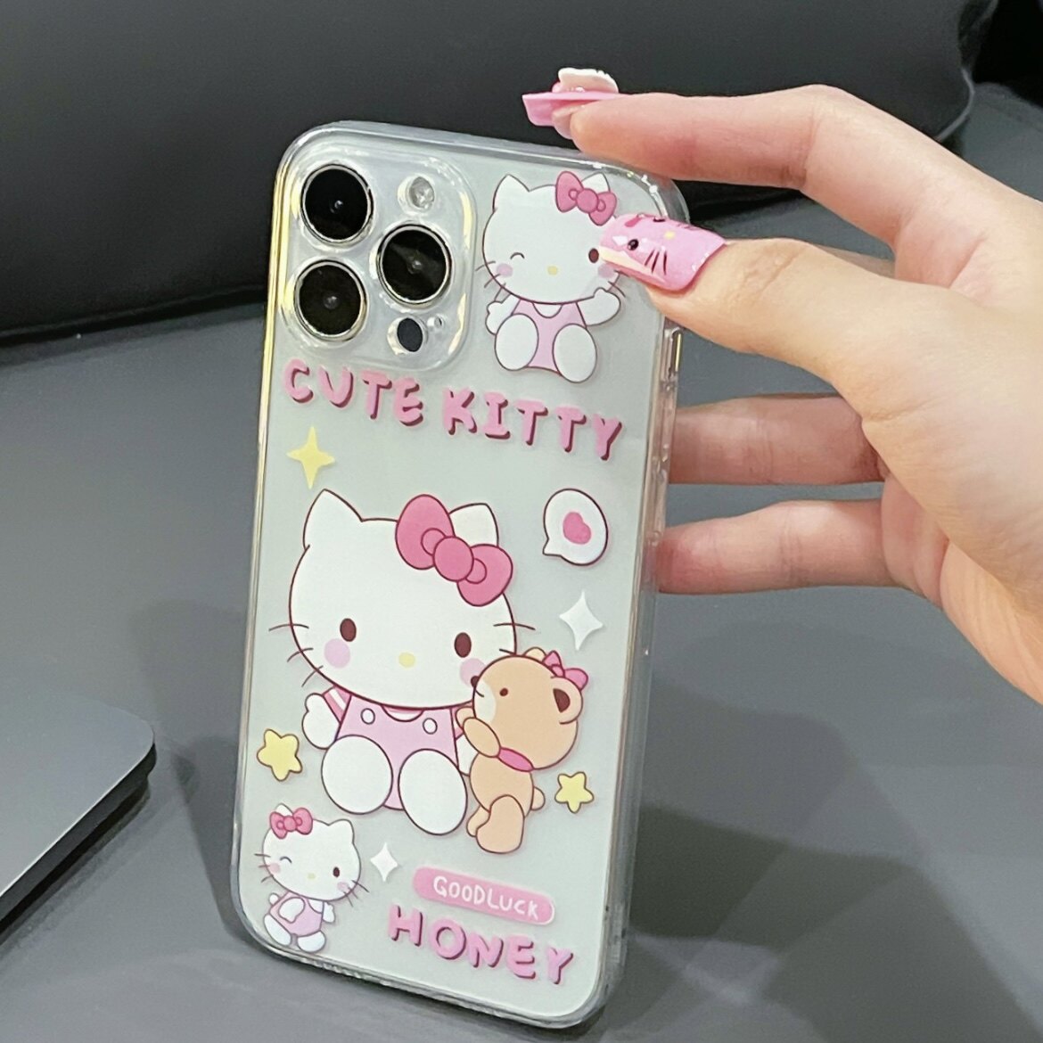 小熊Kitty适用iPhone15ProMax手机壳苹果14电镀银13轻薄全包边11/xr卡通可爱凯蒂猫透明硅胶精孔软壳