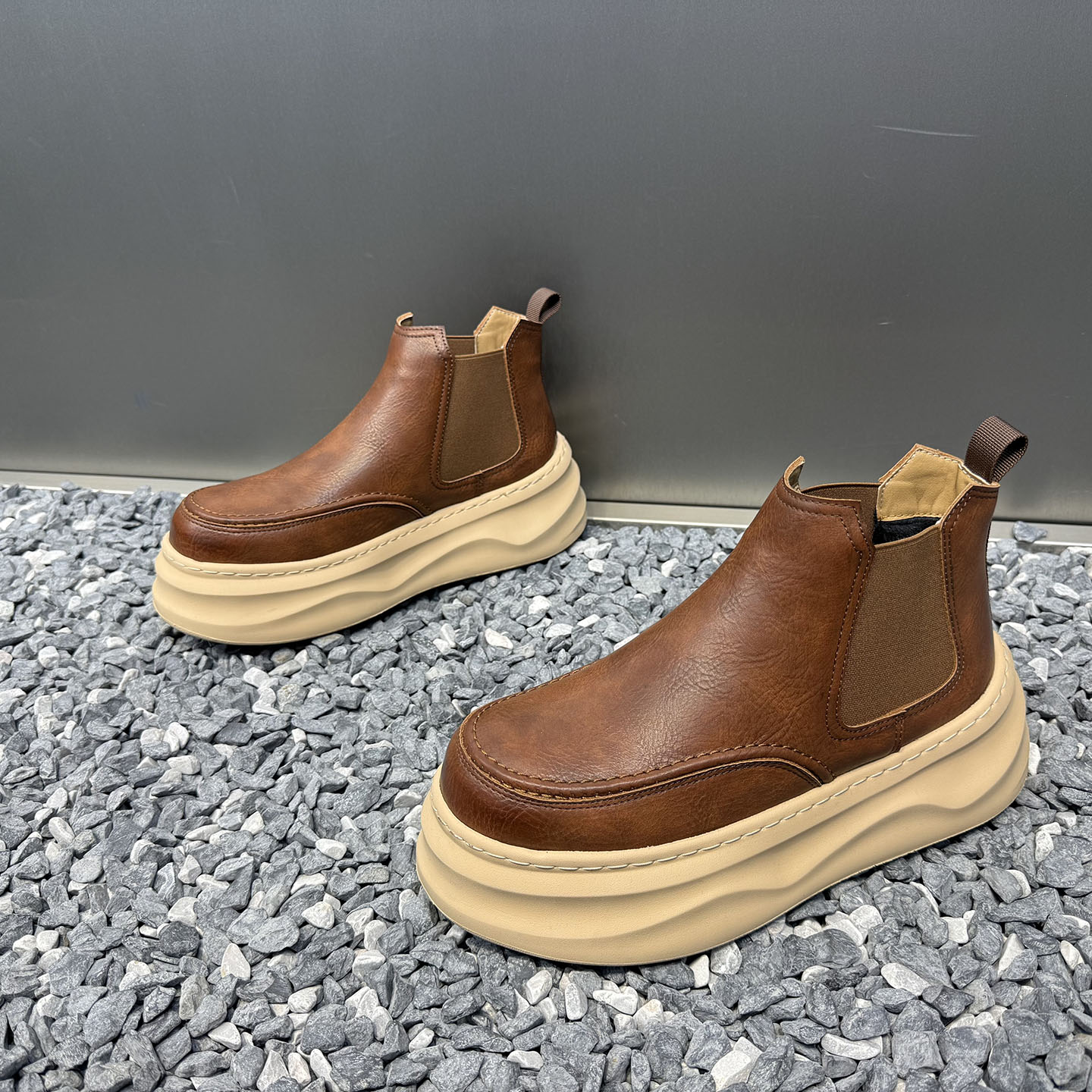 男鞋增高舒适高帮切尔西马丁靴