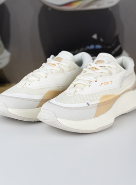 李宁正品SOFT WARM女子时尚复古耐磨低帮缓震运动休闲鞋AGLT122-3