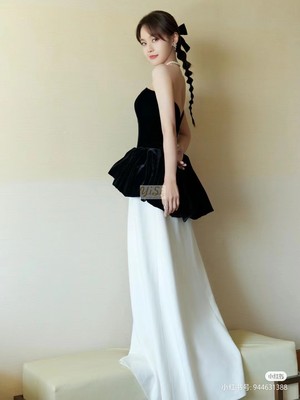 明星同款黑色丝绒抹胸荷叶边上衣拼白色真丝鱼尾长裙礼服婚礼宴会