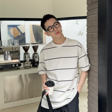 王几又 夏季新款韩版定制条纹短袖T恤男简约休闲高级感宽松上衣