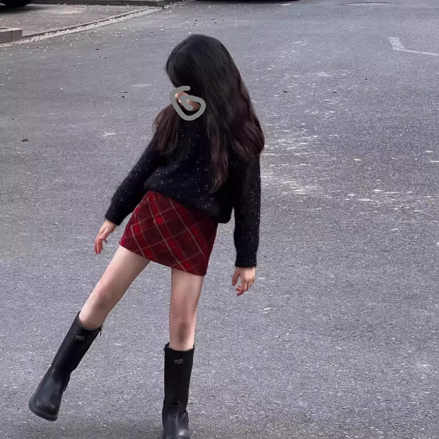 2026女童春秋冬款毛呢红色格纹加绒半身裙9拜年服高腰a字包臀短裙